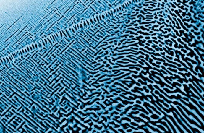 Wie Hochleistungswerkstoffe robuster und nachhaltiger werden
