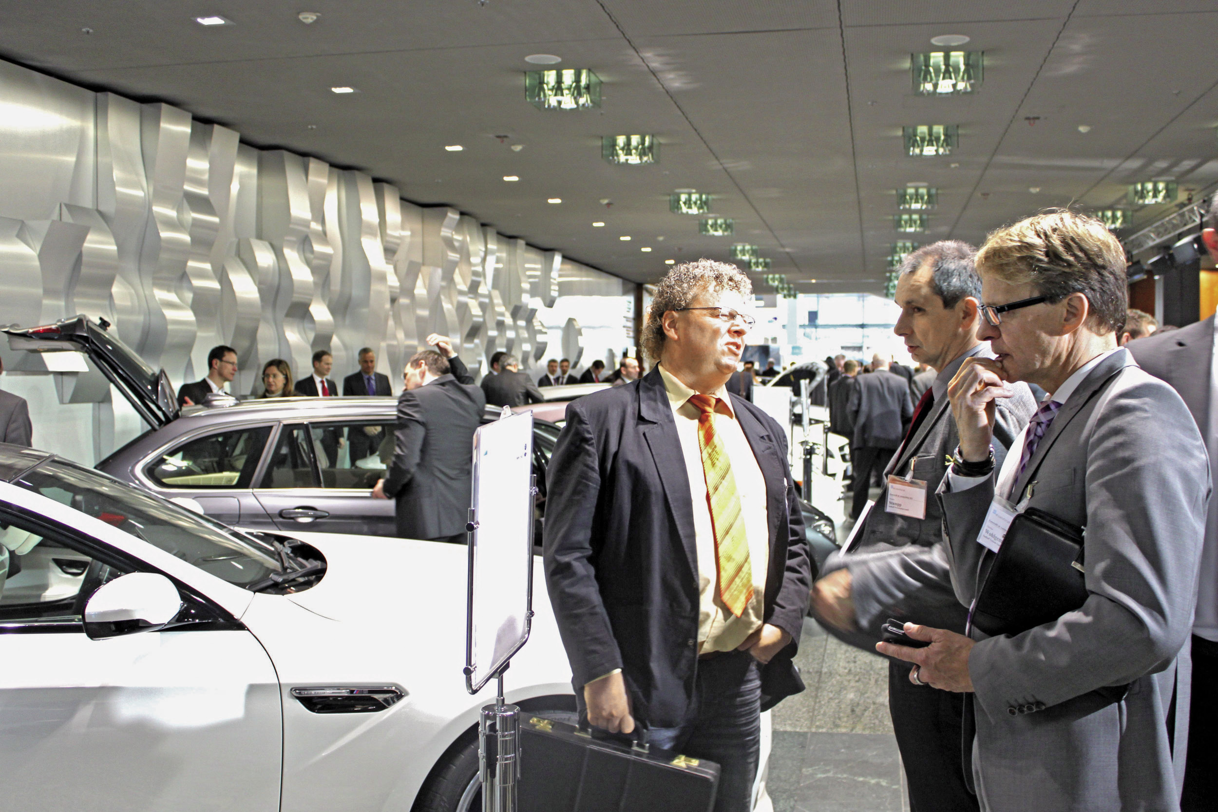VDI_kongress_kunststoffe_im_auto1.JPG